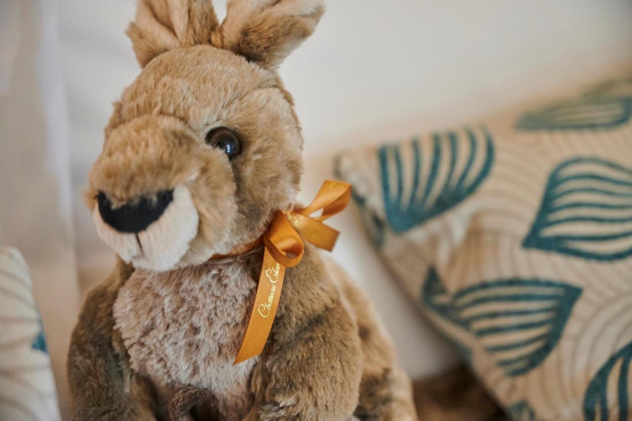 Chateau Elan At The Vintage Поколбин Екстериор снимка A stuffed toy